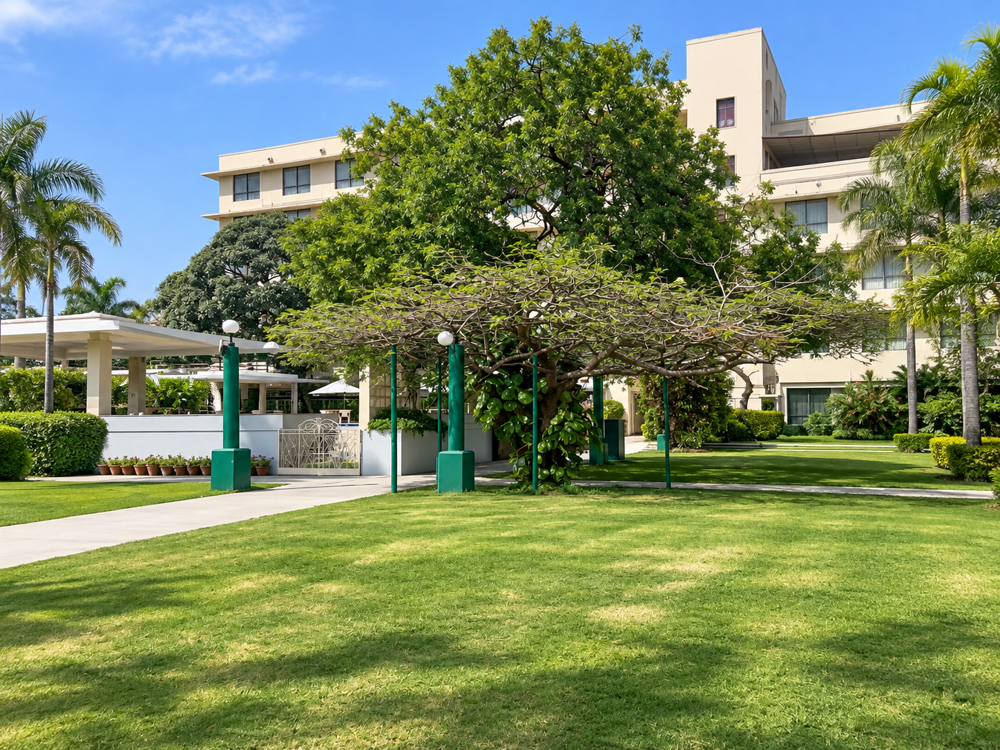 Beach Luxury Hotel gallery image 6